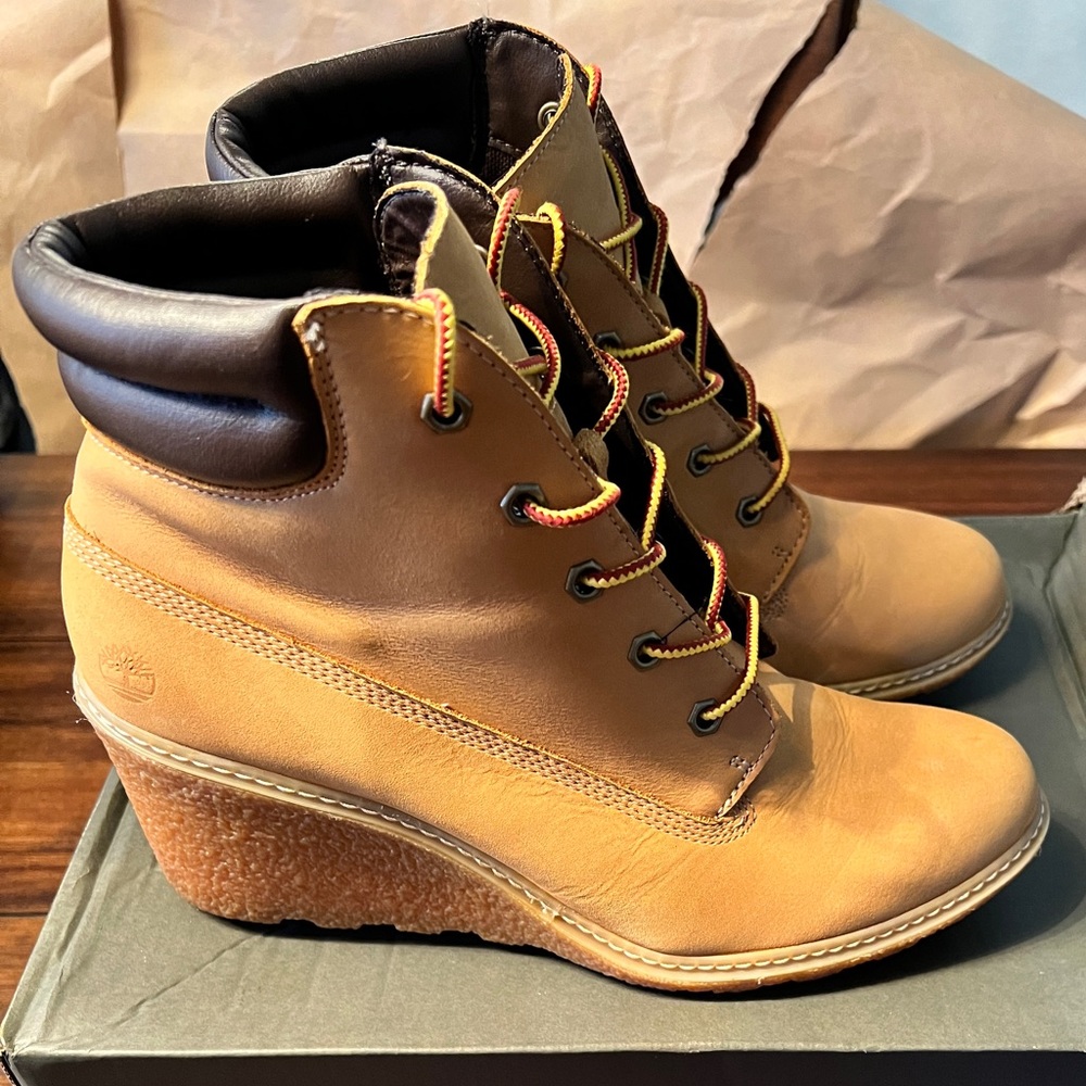Timberland Amston 6” Wedge Boot Size Womens Size 9.5